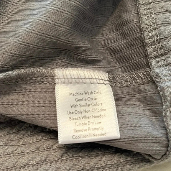 Nine West Women’s Active zip up‎ Sweater size M - Picture 7 of 7